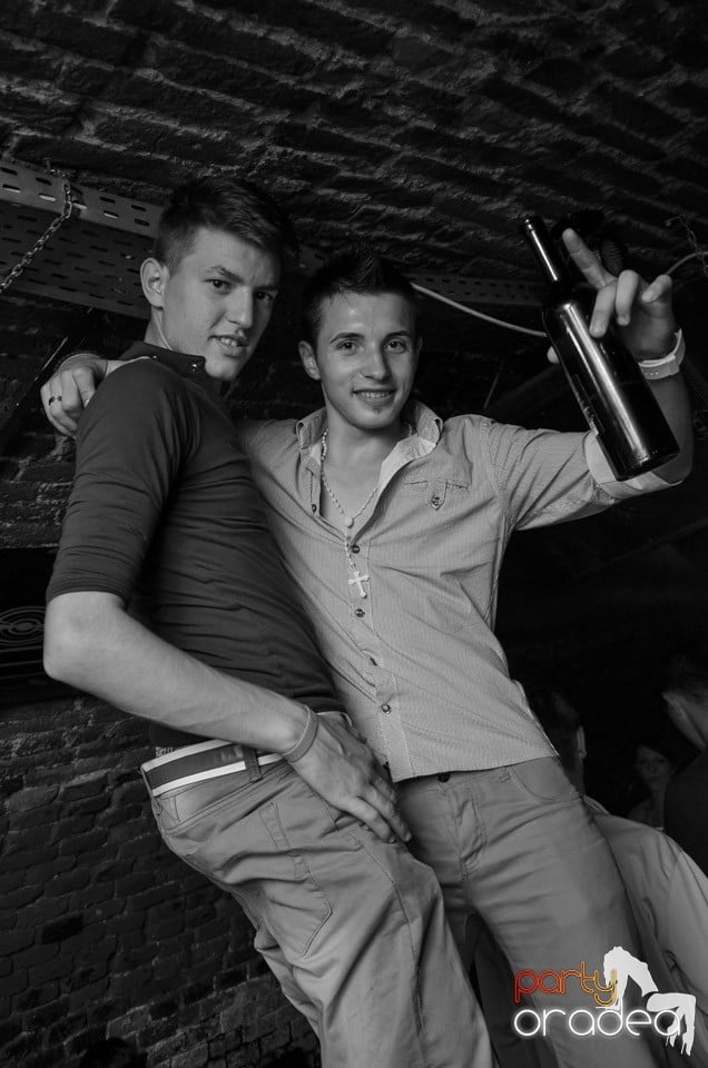 Joi: Beer Night în Club Escape, 