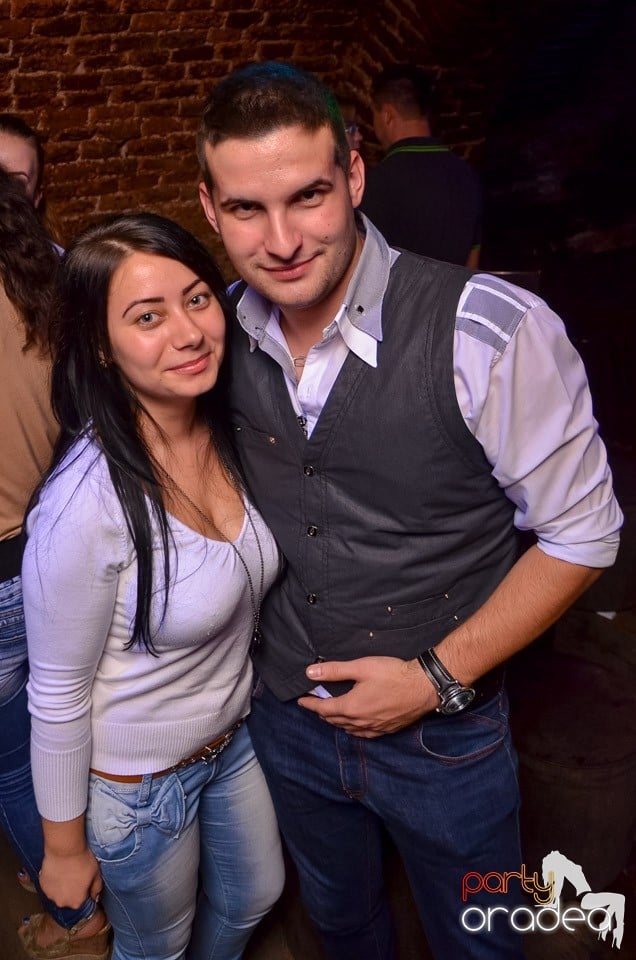 Joi: Beer Night în Club Escape, 