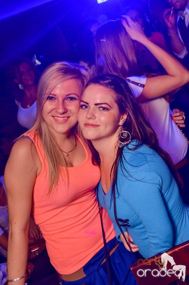 Joi: Beer Night în Club Escape, 