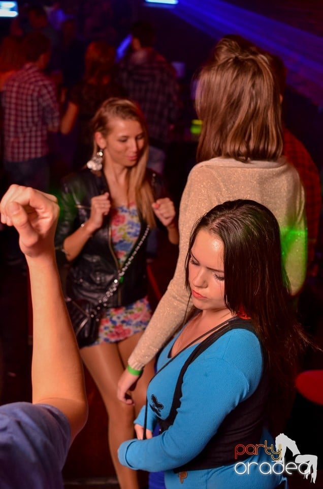 Joi e Beer Night în Escape Club, 