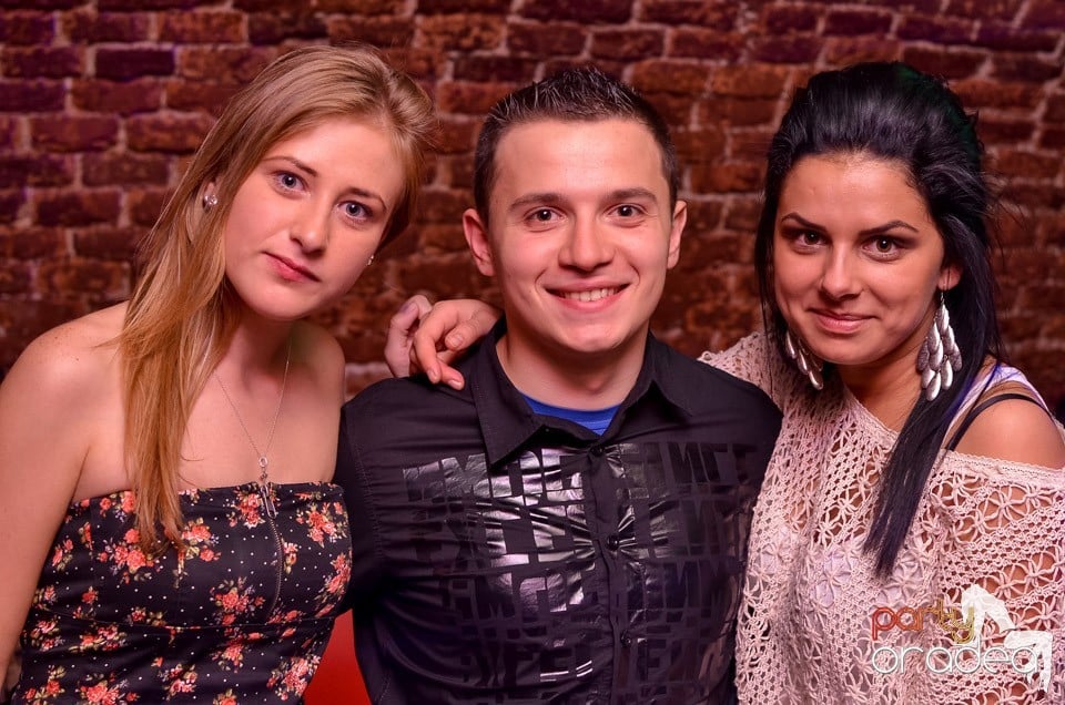 Joi e Beer Night în Escape Club, 