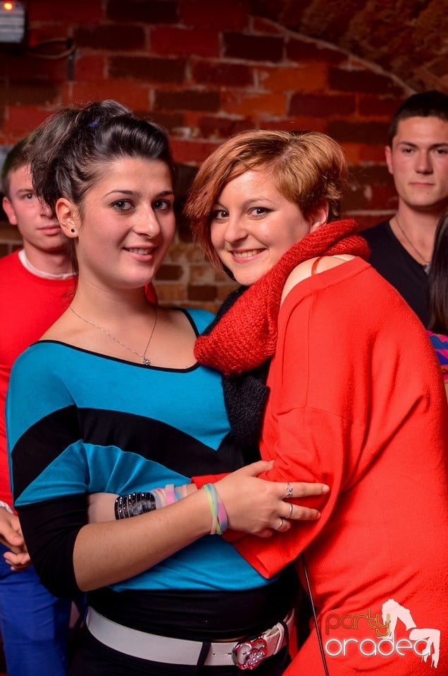 Joi e Beer Night în Escape Club, 