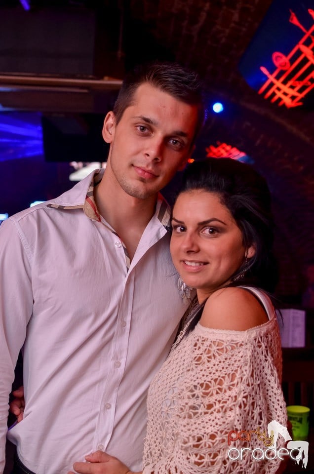 Joi e Beer Night în Escape Club, 