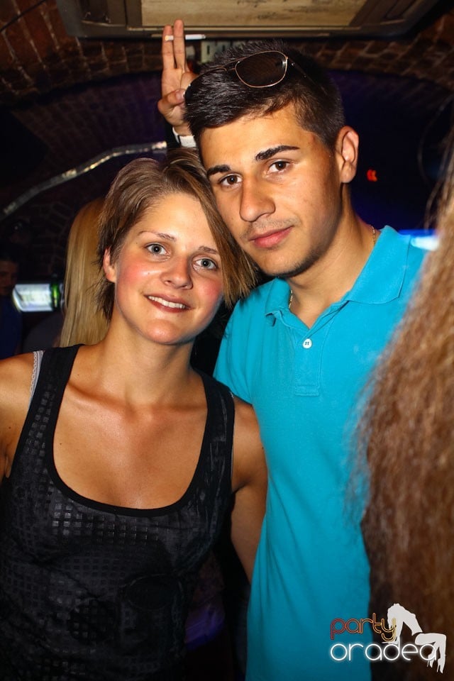 Joi e distracţie în Escape, 