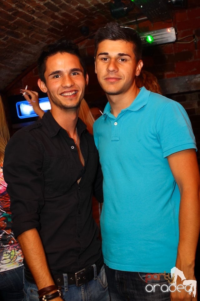 Joi e distracţie în Escape, 