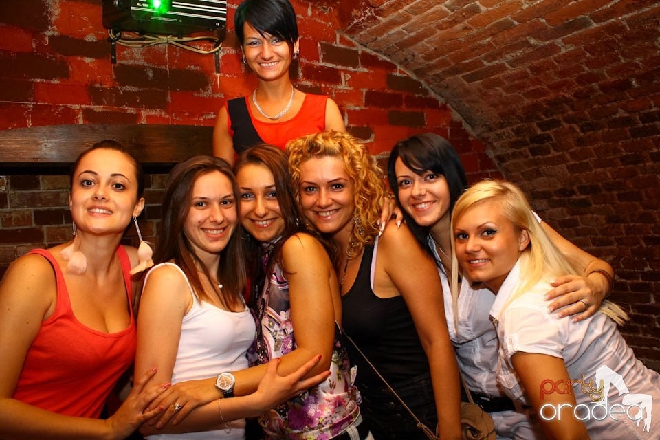 Joi e distracţie în Escape, 