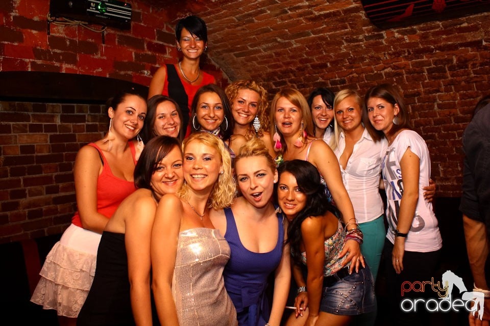 Joi e distracţie în Escape, 