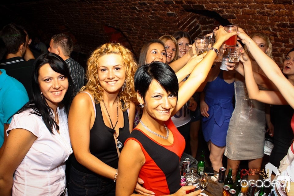 Joi e distracţie în Escape, 