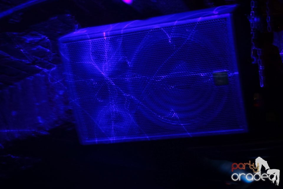 Joi e distracţie în Escape, 