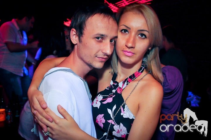 Joi petrece toată lumea în Esacpe!, 