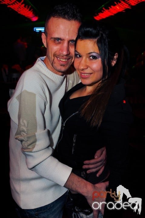 Joi seara e distracţie în Escape, 