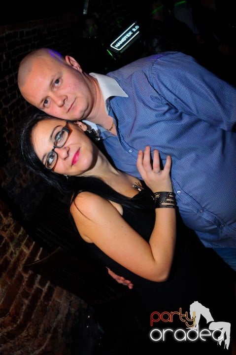 Joi seara e distracţie în Escape, 