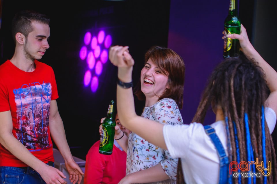 Student Party, Juice