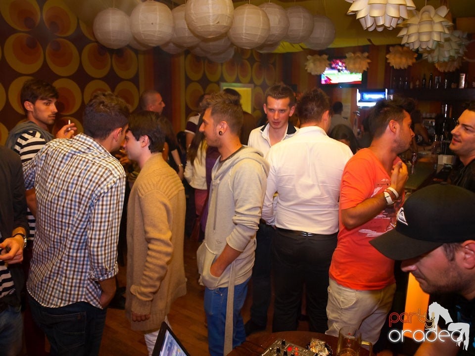 Juice dă startul la distracţie, Juice