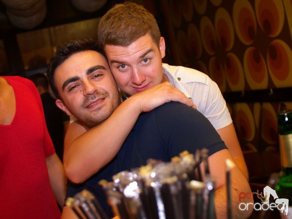 Juice dă startul la distracţie, Juice