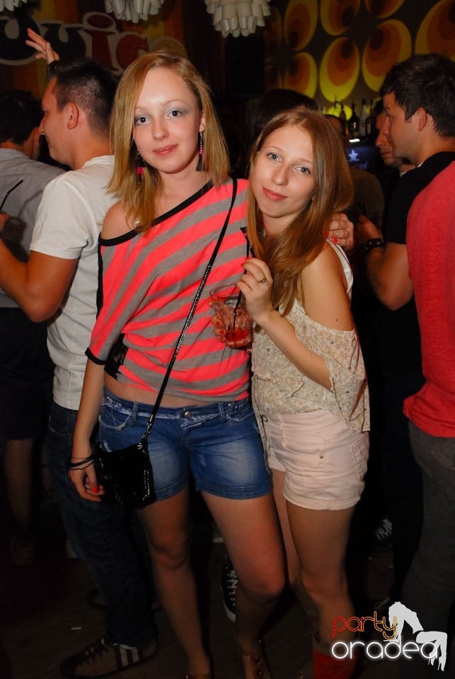 Juice Re-opening Party, Juice