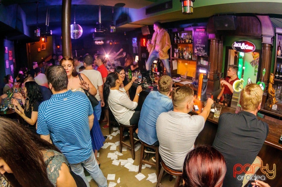 K Lumea Party, Green Pub