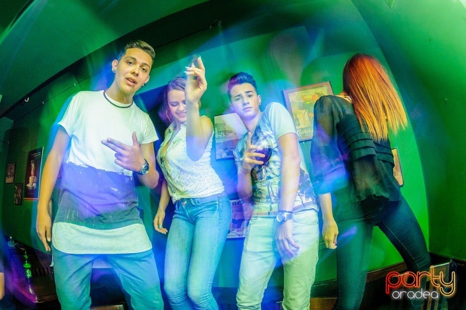 K Lumea Party, Green Pub