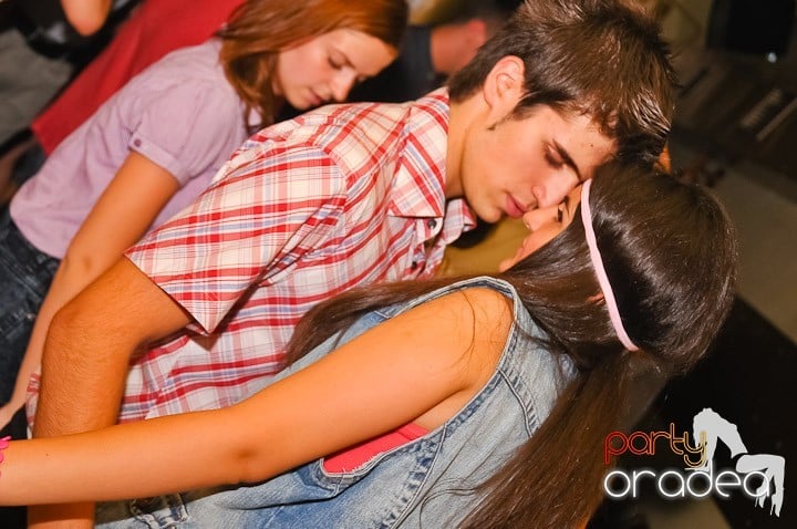 Kamikaze party la Yellow submarine, 