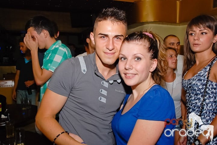 Kamikaze party la Yellow submarine, 