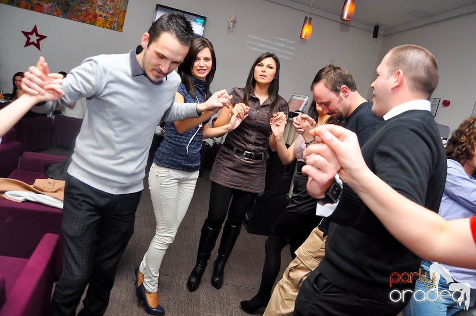 Karaoke în Blondy's Art Café, 