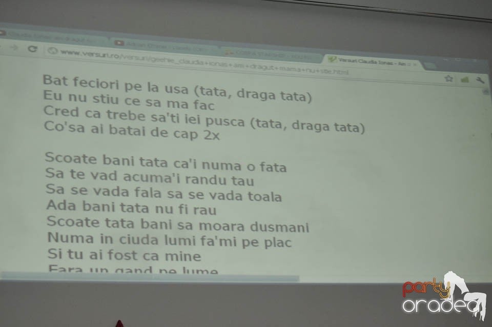 Karaoke în Blondy's Art Café, 