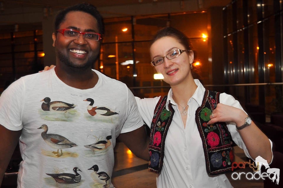 Karaoke în Blondy's Art Café, 