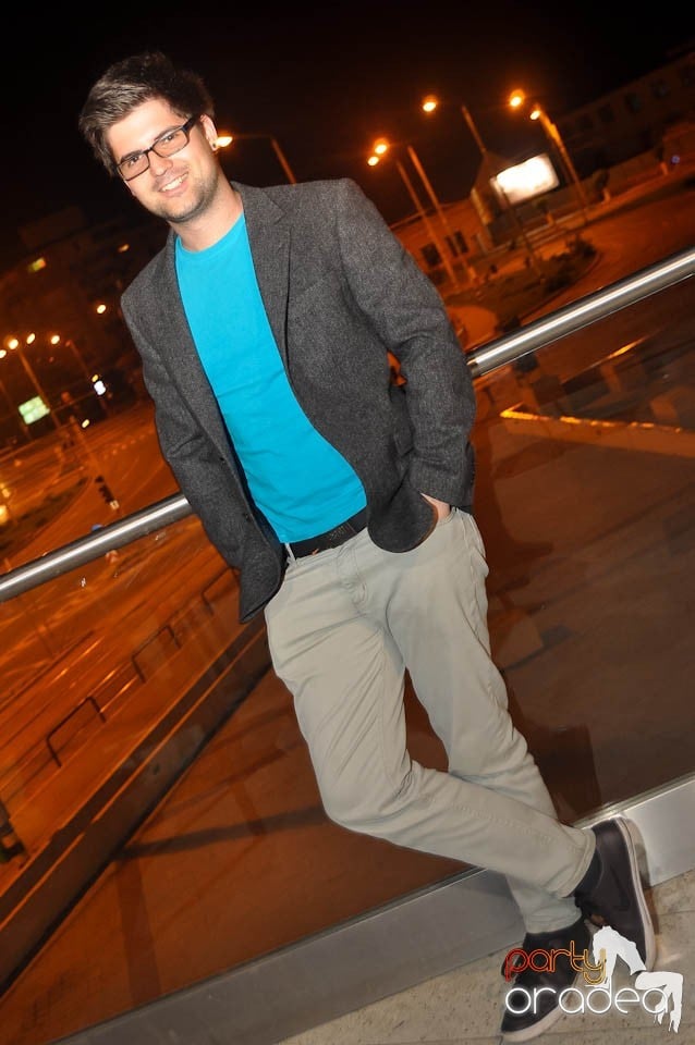 Karaoke în Blondy's Art Café, 