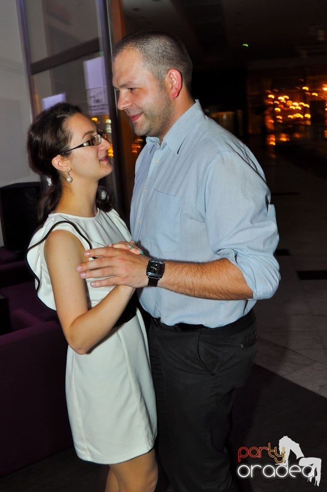 Karaoke în Blondy's Art Café, 