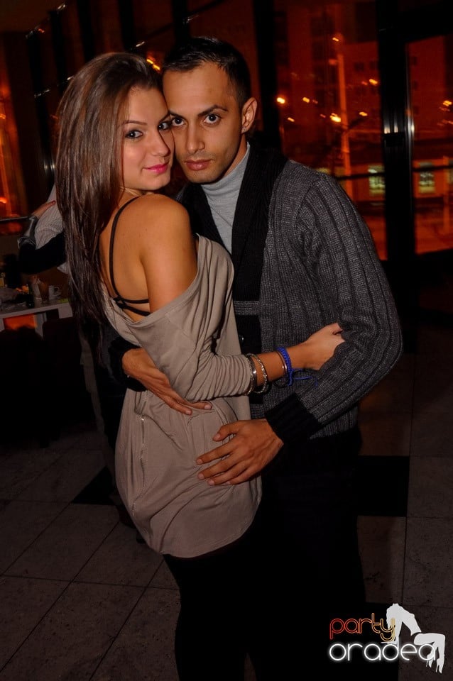 Karaoke în Blondy's Art Café, 