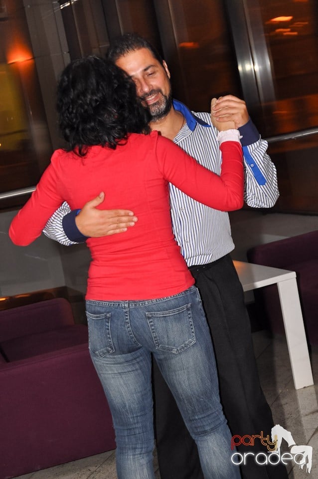 Karaoke în Blondy's Art Café, 