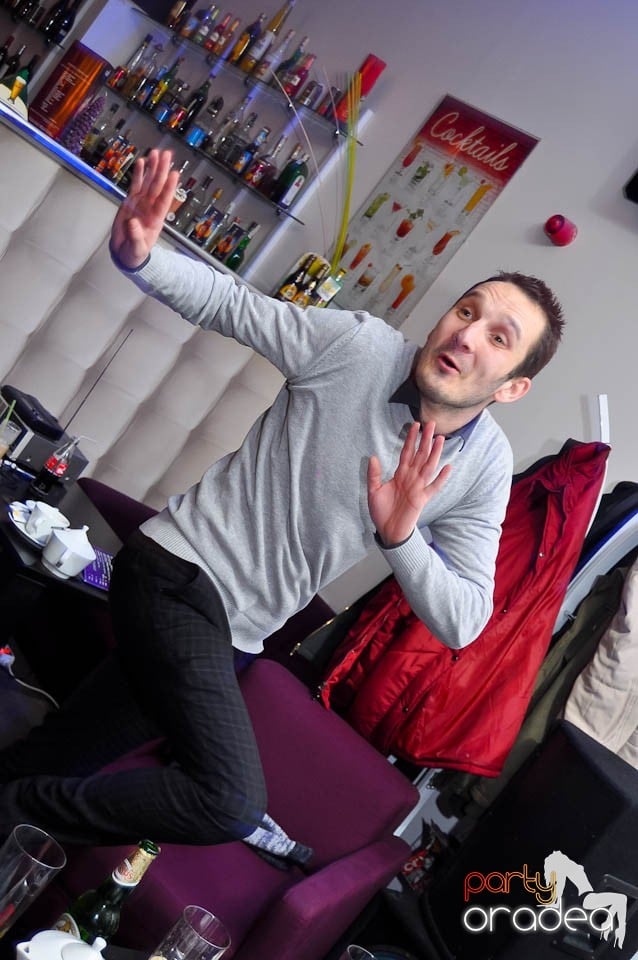 Karaoke în Blondy's Art Café, 