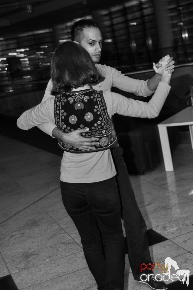 Karaoke în Blondy's Art Café, 