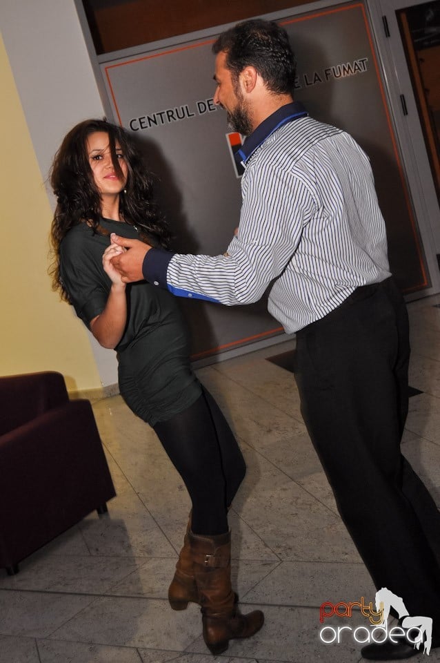 Karaoke în Blondy's Art Café, 