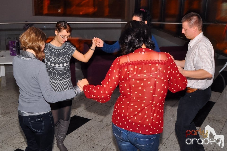 Karaoke în Blondy's Art Café, 