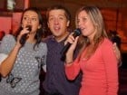 Karaoke în Blondy's Art Café