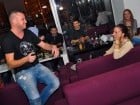 Karaoke în Blondy's Art Café