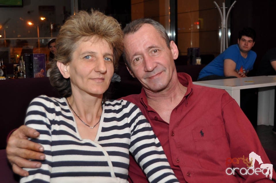 Karaoke în Blondy's, 