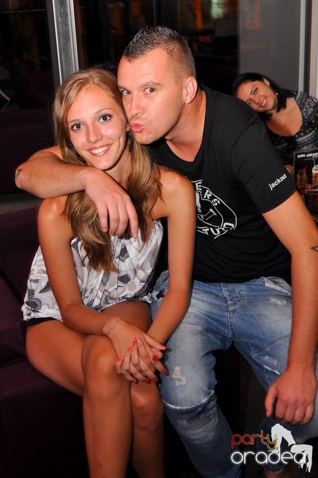 Karaoke în Blondy's, 