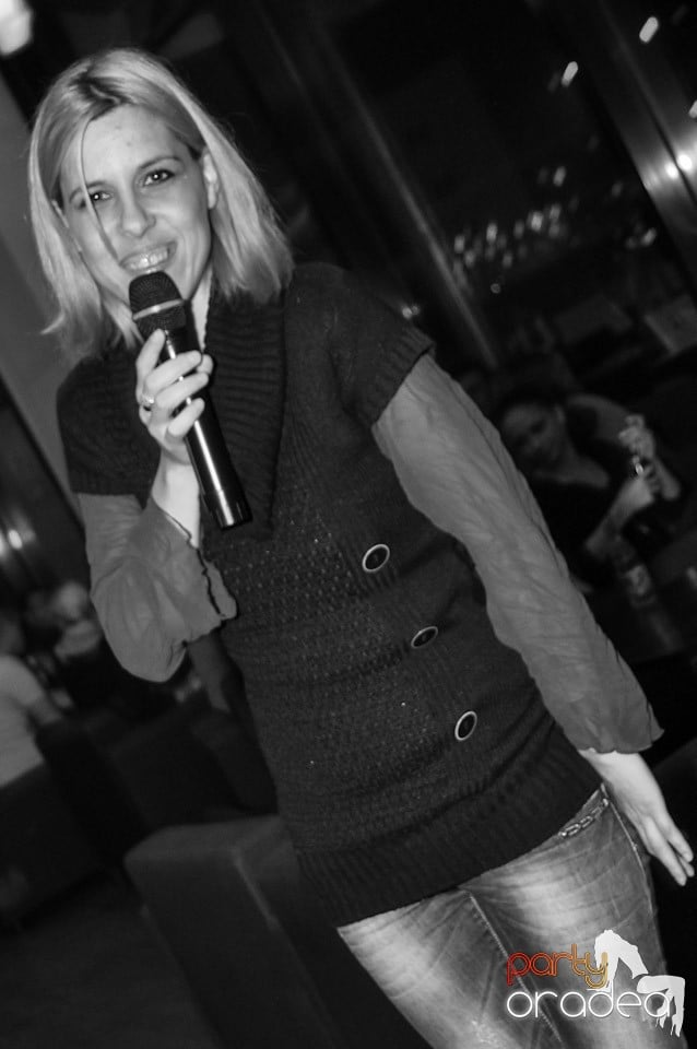 Karaoke în Blondy's, 