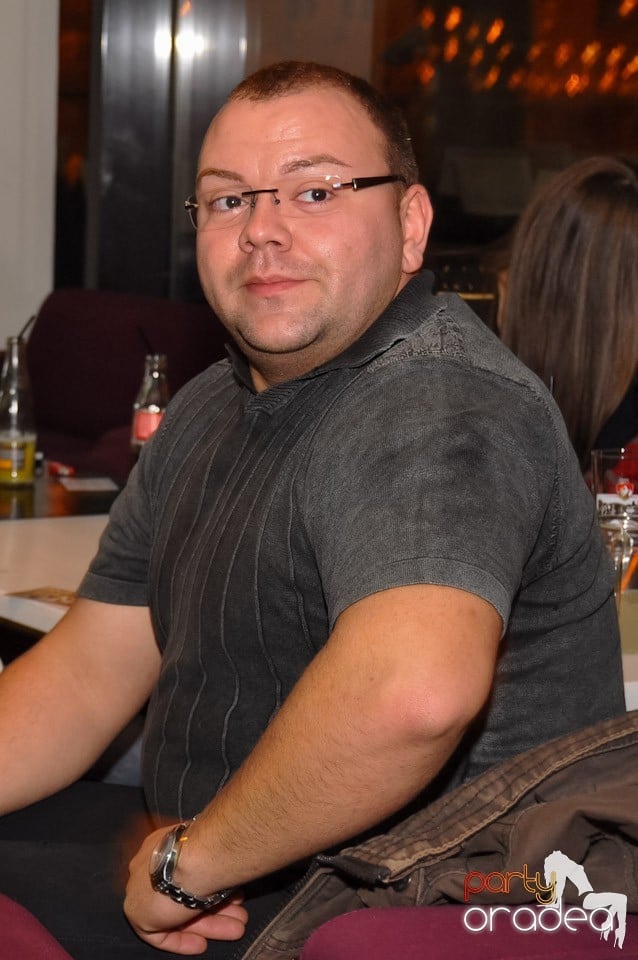 Karaoke în Blondy's, 