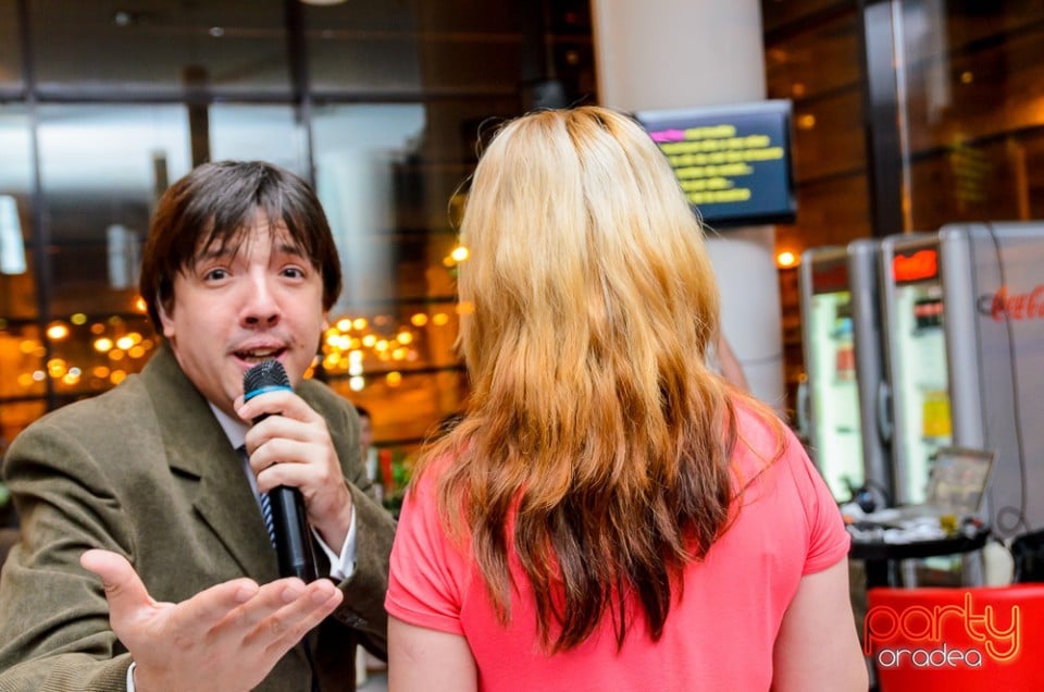 Karaoke în Blondy's, 