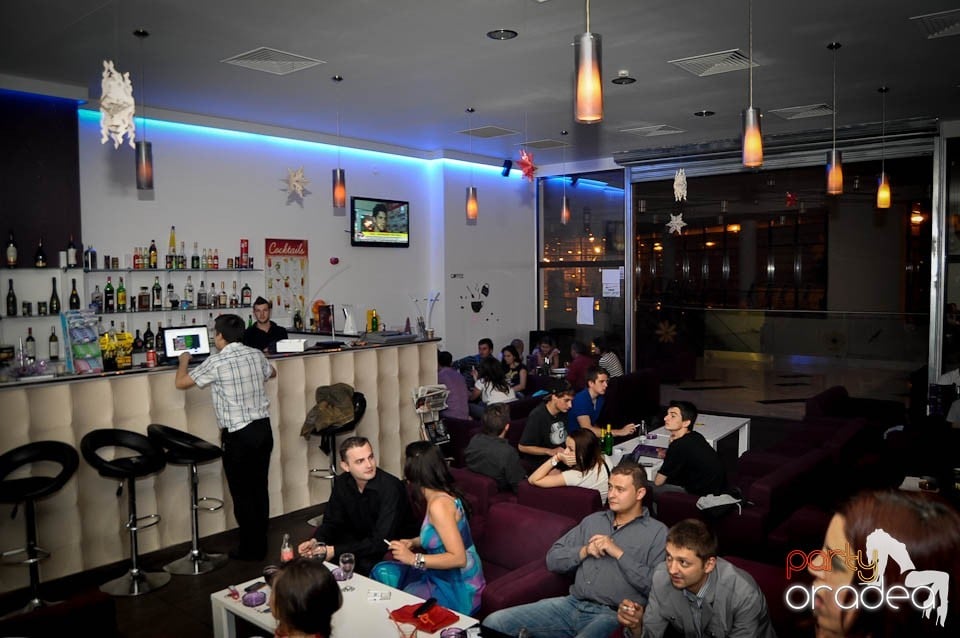 Karaoke în Blondy's, 