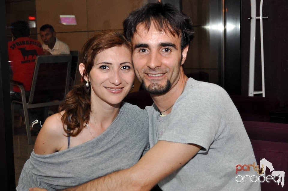 Karaoke în Blondy's, 