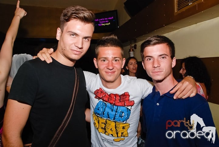 Karaoke în Yellow Submarine, 