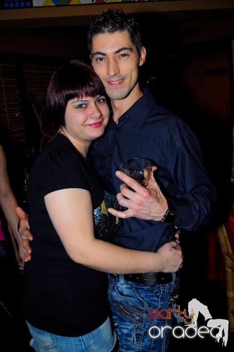 Karaoke în Zulu Caffe, Zulu Caffe