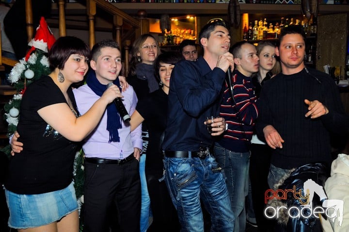 Karaoke în Zulu Caffe, Zulu Caffe