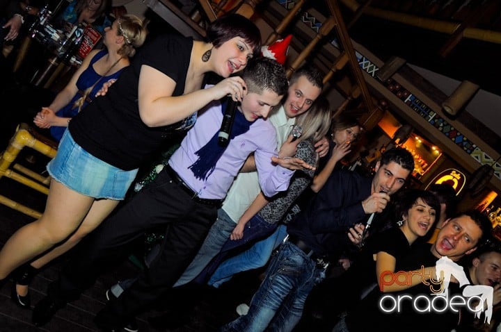 Karaoke în Zulu Caffe, Zulu Caffe