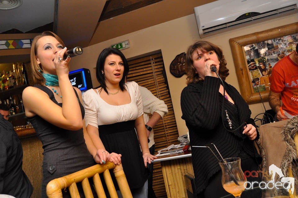 Karaoke în Zulu Caffe, Zulu Caffe