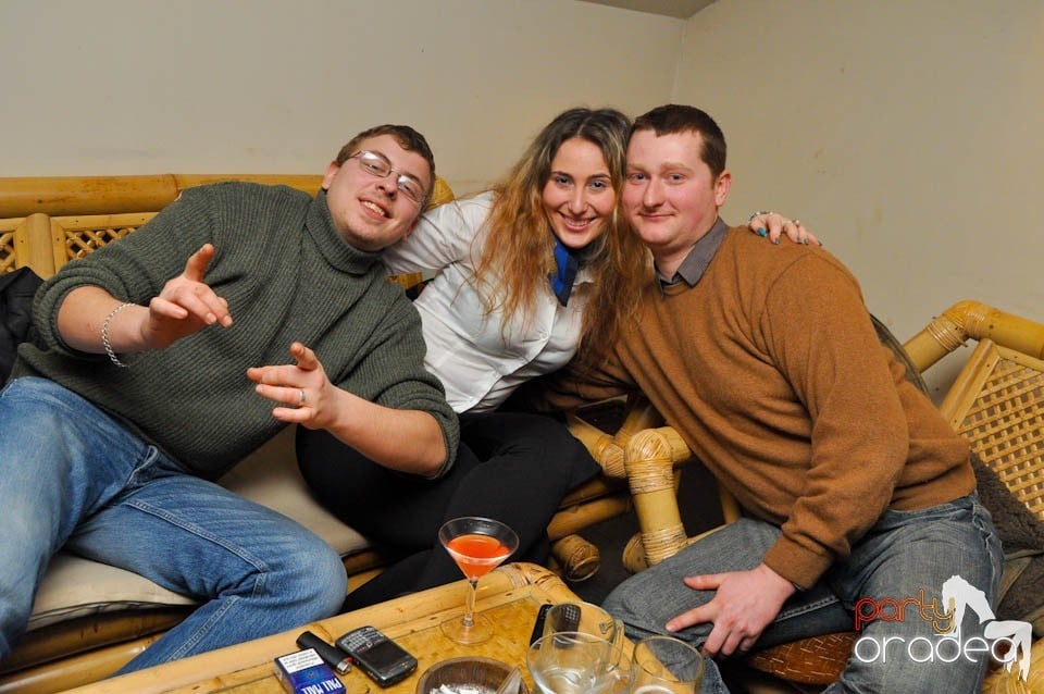 Karaoke în Zulu Caffe, Zulu Caffe